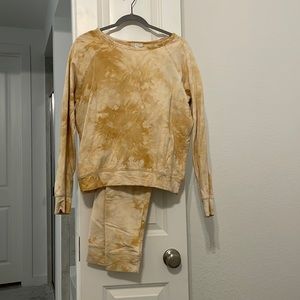 Endless Blu size small yellow tie dye sweatshirt and joggers. Pants are NWT